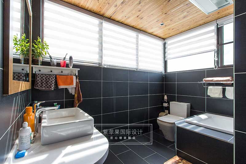 卫生间装修实景图