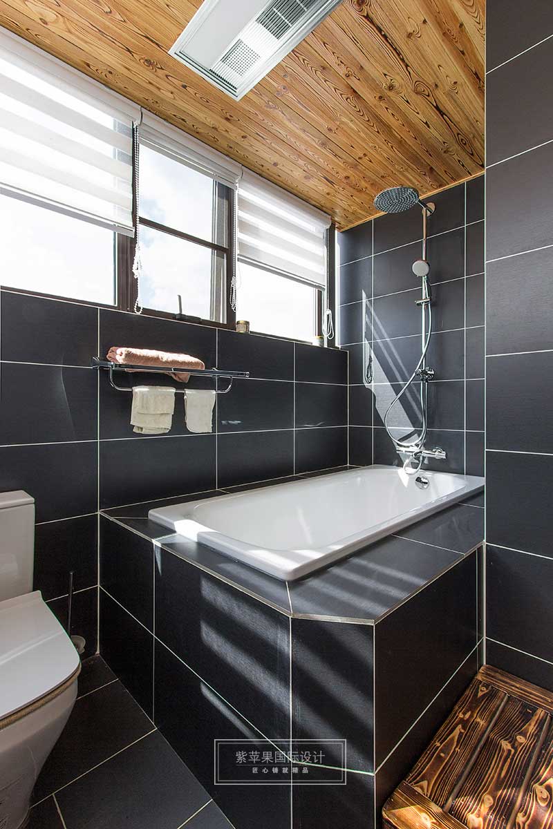 卫生间装修实景图