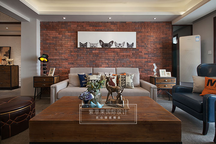 loft客厅装修实景图